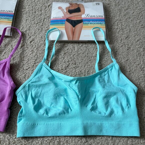 NEW in original packaging, 2-pack wirefree bralettes, size S/M - Picture 4 of 10